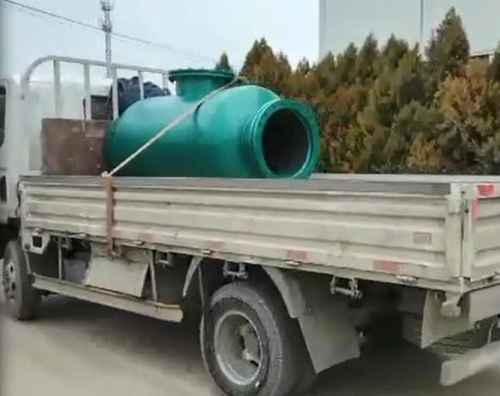 ��W������